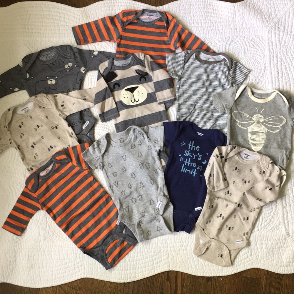 Baby onesies!! 0-3 months
